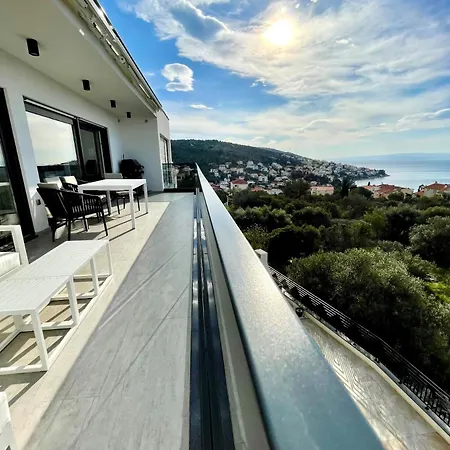 Penthouse Ocean View * Trogir